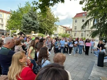 Година след старта на "100-дневния ремонт":  Родители на протест пред община Пловдив