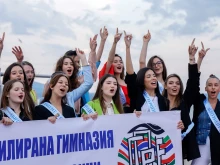 Бургас изпраща близо 2400 абитуриенти, основните сборни пунктове са в морската градина
