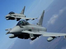 Нова опастност: Изтребители на НАТО са вдигнати заради два дрона във въздушното пространство на Литва