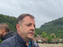 Даниел Панов: Има бедстващи хора, пороят отнесе асфалт и наводни къщи
