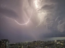 Meteo Balkans: Валежите продължават тази нощ