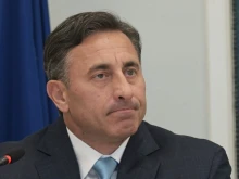 НС осакати неограничените правомощия на Румен Спецов в "Лукойл"