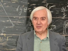 Легендарен преподавател по физика: Българската майка продължава да ражда умни деца!