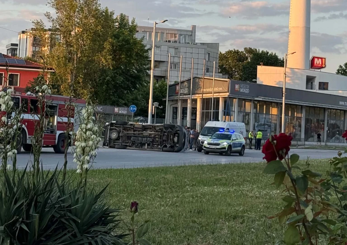 Футболисти са били в линейката, която катастрофира в Пловдив