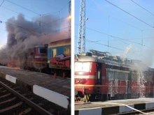 Пътнически влак за Бургас се запали на гарата в Стралджа