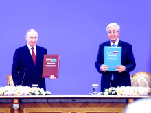 Путин и Токаев подписаха декларация "За седемте стълба на приятелството и добросъседството между двете страни"