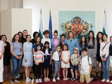 Йотова: Не само вашите родители, но и вие сте герои