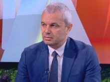 Костадин Костадинов за "Баба Алино": Зад проекта стои въоръжена украинска групировка