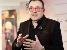 Проф. Любомир Стойков: Никога не забравяйте – не е толкова важно да бъдете в крак с модата, по-важното е модата да бъде в крак с вас