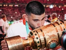 Щутгарт поднови договора на звездата на отбора
