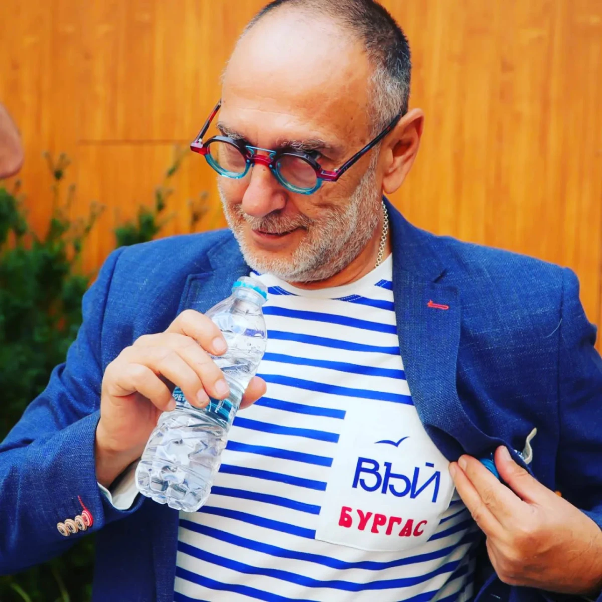 Почина Любен Дилов
