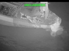 САЩ са ударили с ракета кораб, пътуващ към иранско пристанище