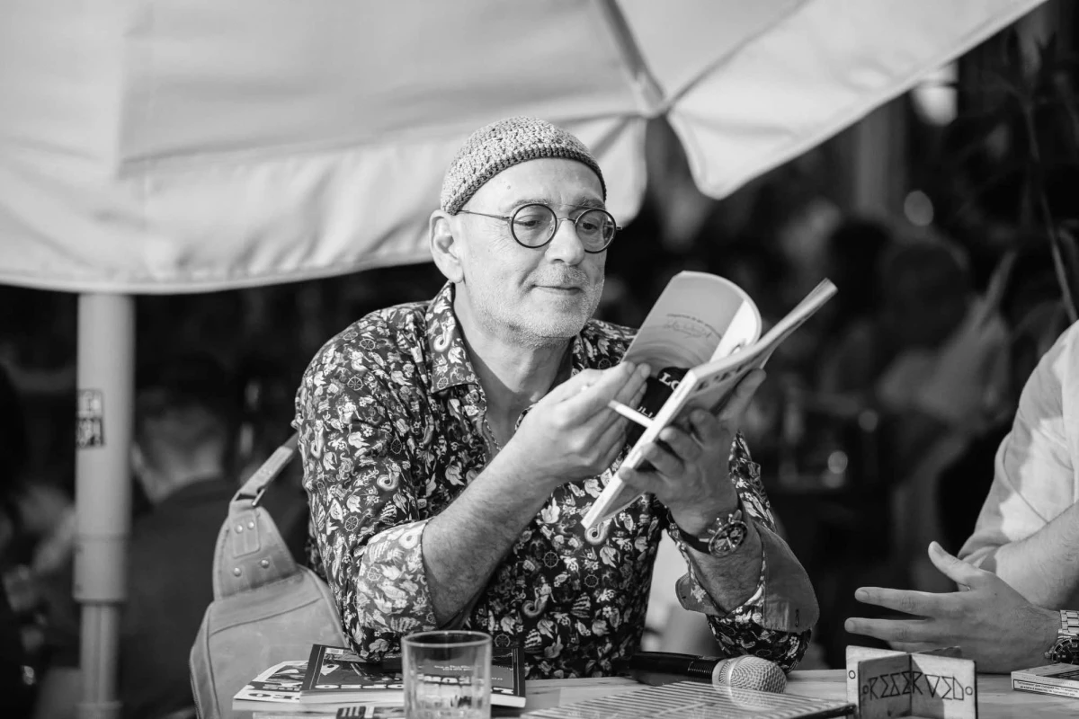 Пленарният ден започна с минута мълчание в памет на Любен Дилов-син 