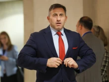 Премиерът: МС ще вземе решение за смяната на Спецов като особен управител на "Лукойл"