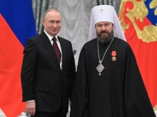 Митрополит Иларион превозвал кокаин в колата си в Чехия