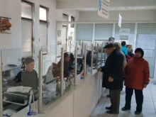 Всеки четвърти от държавната администрация е излишен, съкращаването им ще спести милиарди