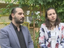 Родители се оплакаха от системен тормоз към детото им в детска градина в Благоевград – то само отрязало косата си