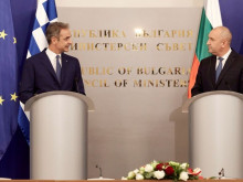 Ekathimerini: Българският премиер заяви, че разширяването на газовата инфраструктура напредва по график