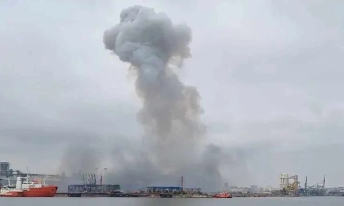 Извънредната ситуация в Черно море бързо се разраства Сутрешната експлозия