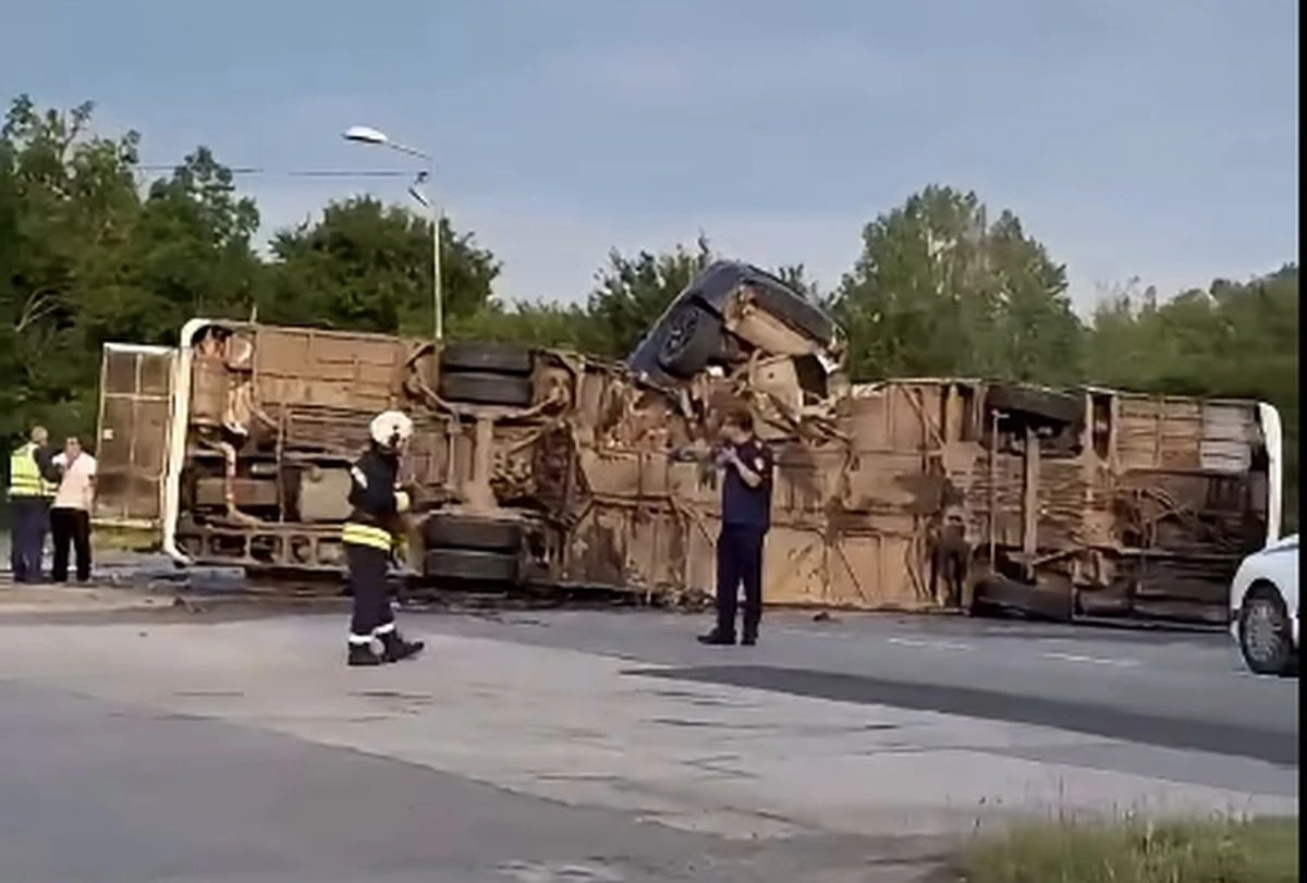 С над 150 километра в час са се надпреварвали двата