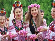 Държавният глава ще участва в Празника на розата в Казанлък – очаква се наситена програма