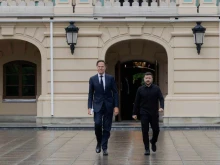 Politico: НАТО обмисля нова военна помощ от 70 млрд. евро за Украйна