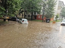 Потоп в съседна Румъния: Разрушени мостове блокираха десетки семейства, пътищата са под вода