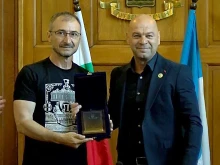 Кметът към баскетболния Локомотив: Това, което направихте, е феноменално!