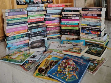 Библиотеката в Смолян получи дарение от нови книги