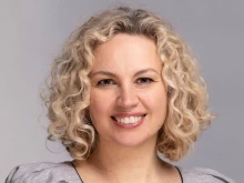 Писателка: Искате ли да ви кажа защо напускането на Кандев е началото на края на Радев?