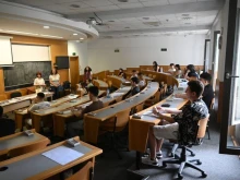 Много млади избират да учат за определени професии само заради престижа им