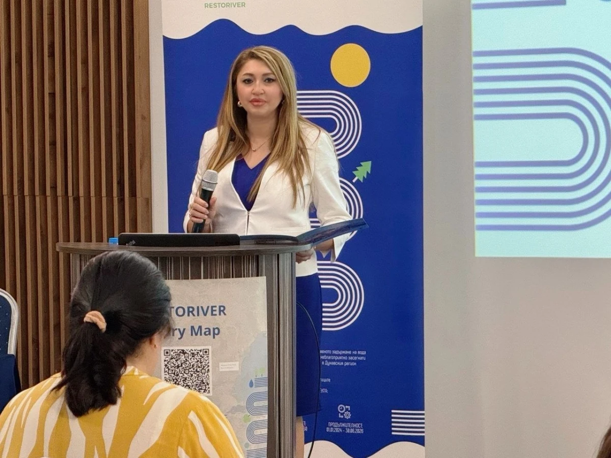 Заместник кметът Златомира Стефанова приветства днес участниците в заключителната конференция