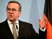 Германия отпуска още 300 милиона евро на чешката инициатива за снаряди за Украйна