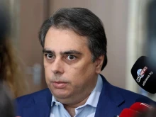 Асен Василев: Свръхдефицитът е нарушение на регламента