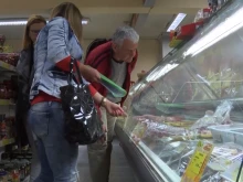Държавата заплаши с намеса след сигнали, че вериги принуждават фермери да свалят цените незаконно