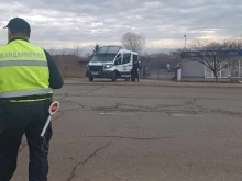 Провериха 115 превозни средства за три часа по пътищата в Кюстендилско