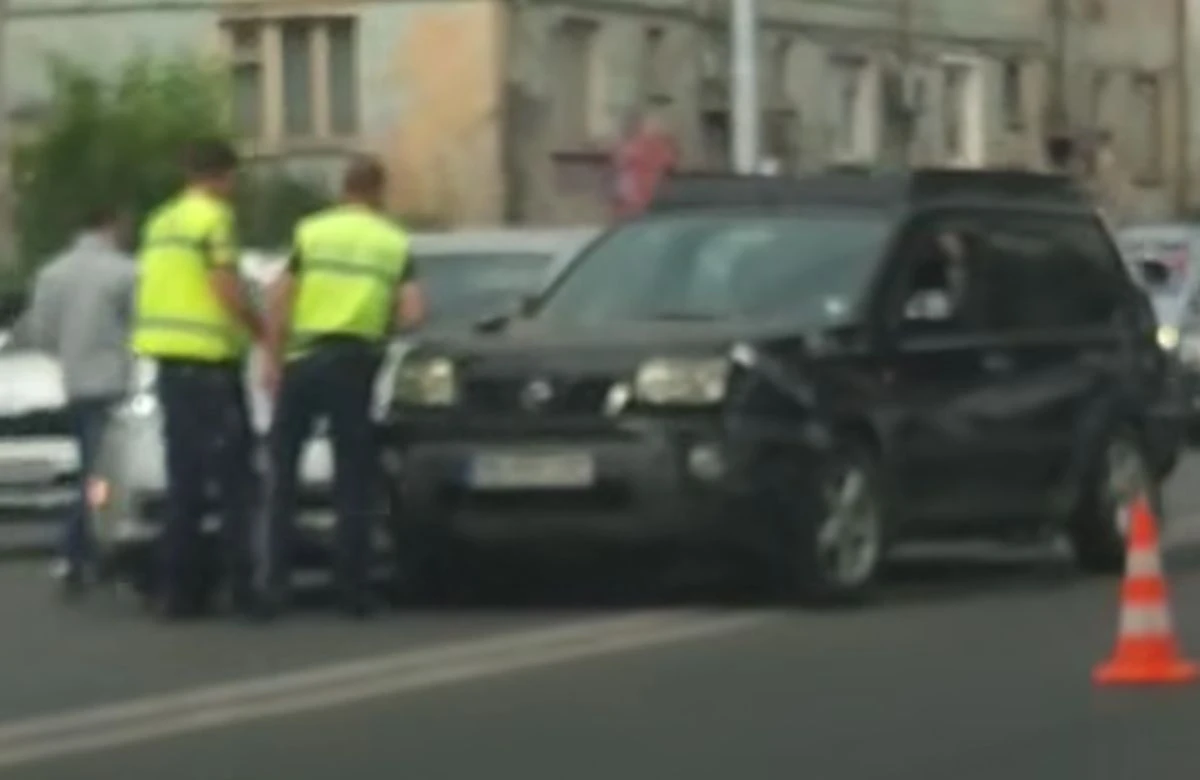 Верижна катастрофа на оживен булевард в Пловдив