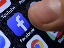 Facebook се срина