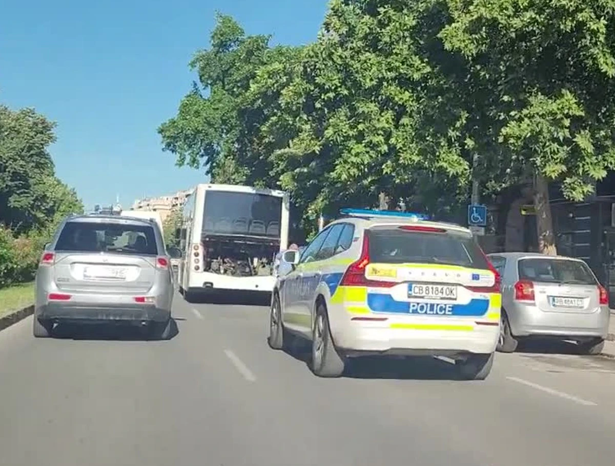 Закъсал рейс по линия 10 затрудни трафика в Пловдив: Намеси се полиция