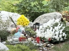 Второ бдение в памет на Ивана се проведе в Благоевград! Бащата на момичето с нови разкрития