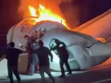 Самолет се разби на магистрала в Тексас, има ранен и загинали