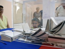 Близо 7 милиона имат право да избират президент и местна власт