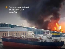 Удар в Черно море: Украйна порази танкер от руския ''сенчест флот'' и ключови мостове на фронта