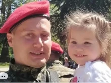 Деца спасиха баща си, сега той се бори да проходи отново