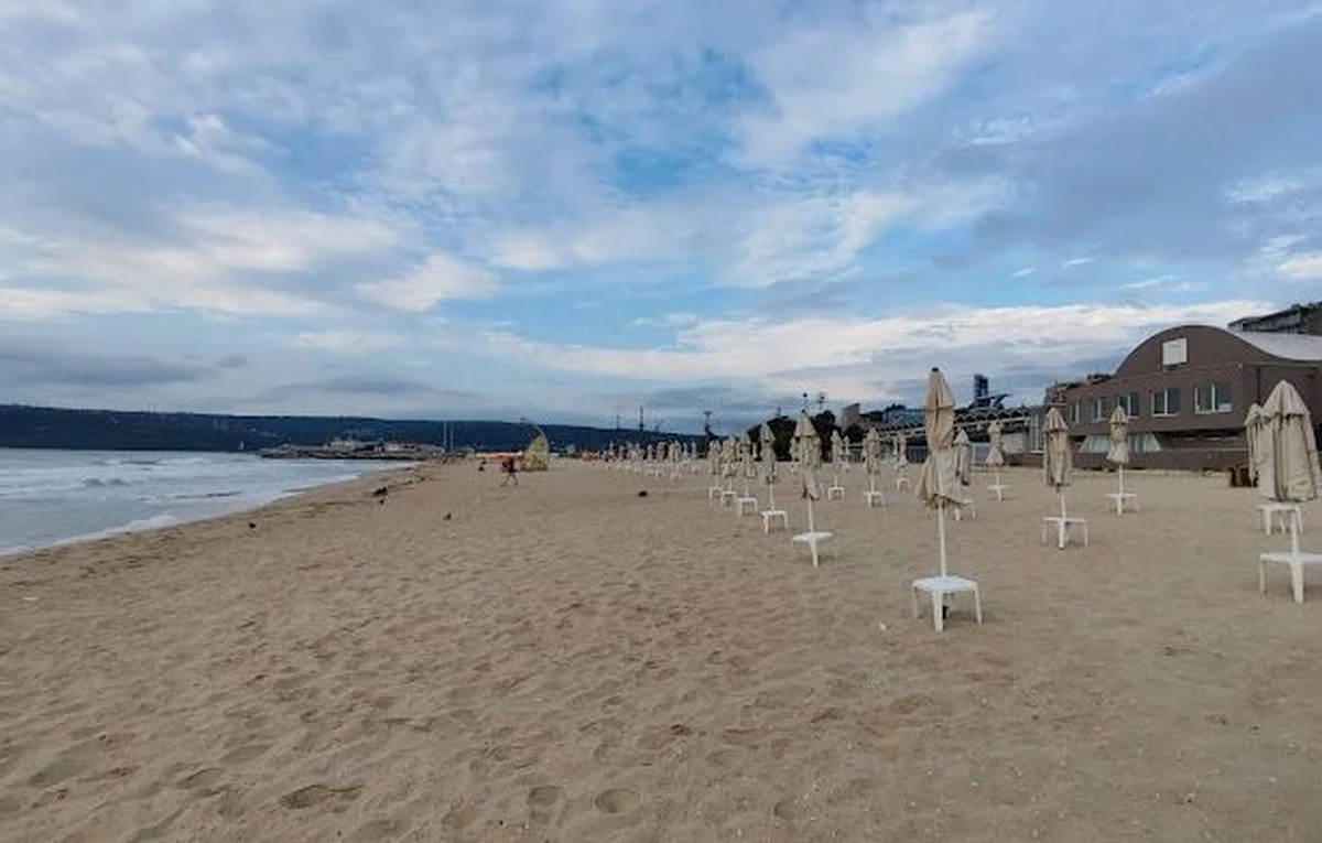 В навечерието на активния туристически сезон качеството на морската вода