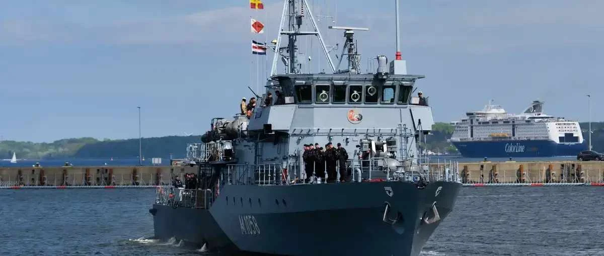 Германия вече е изпратила два кораба на своите ВМС в