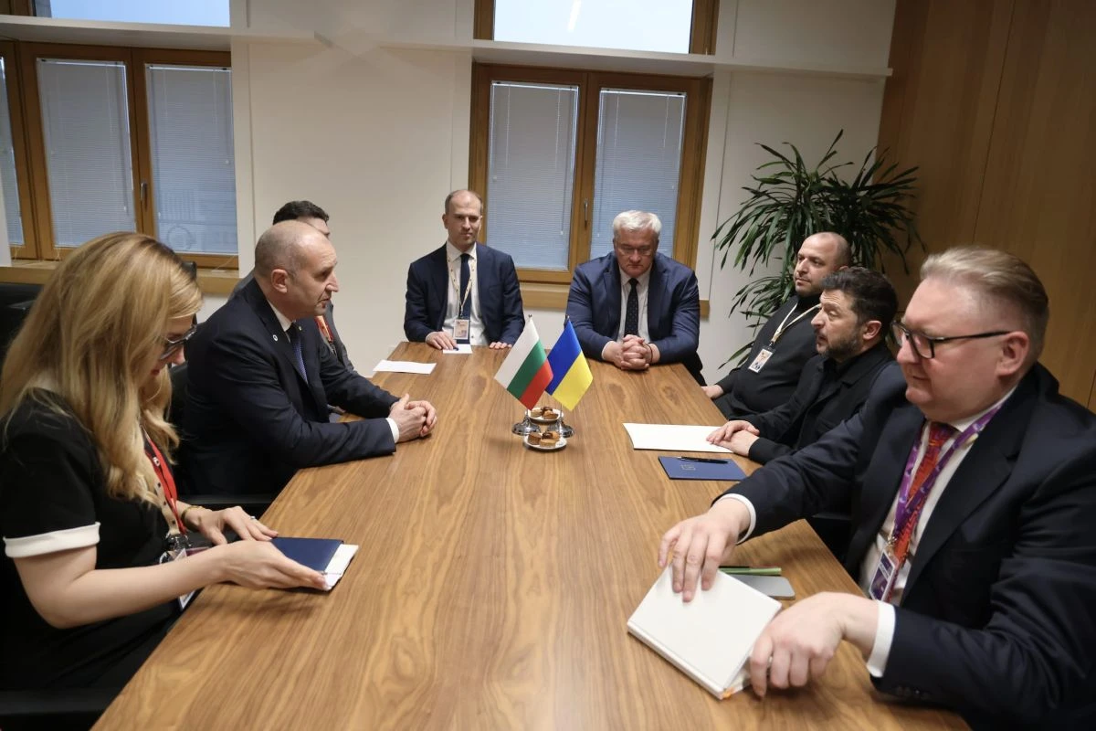 Министър председателят разговаря днес с президента на Украйна който е
