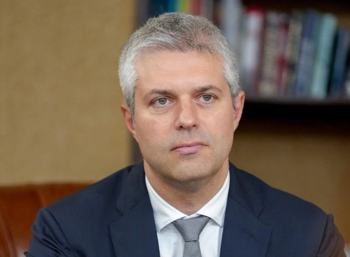 Току що подписах първата от поне 10 заповеди за събаряне