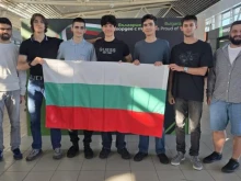 Пореден повод за гордост: Български ученици спечелиха четири медала от европейската олимпиада по физика