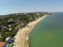 Двама мъже са между живота и смъртта след брутални сцени на наш плаж